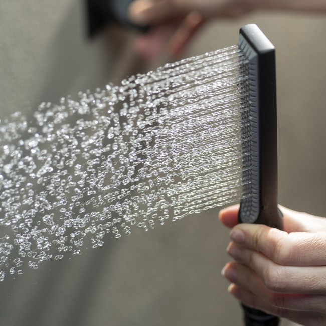 Смеситель термостат Bossini Apice Z00523.073 для ванны и душа встраиваемый внешняя часть на 2 потребителя с душевым гарнитуром цвет черный матовый